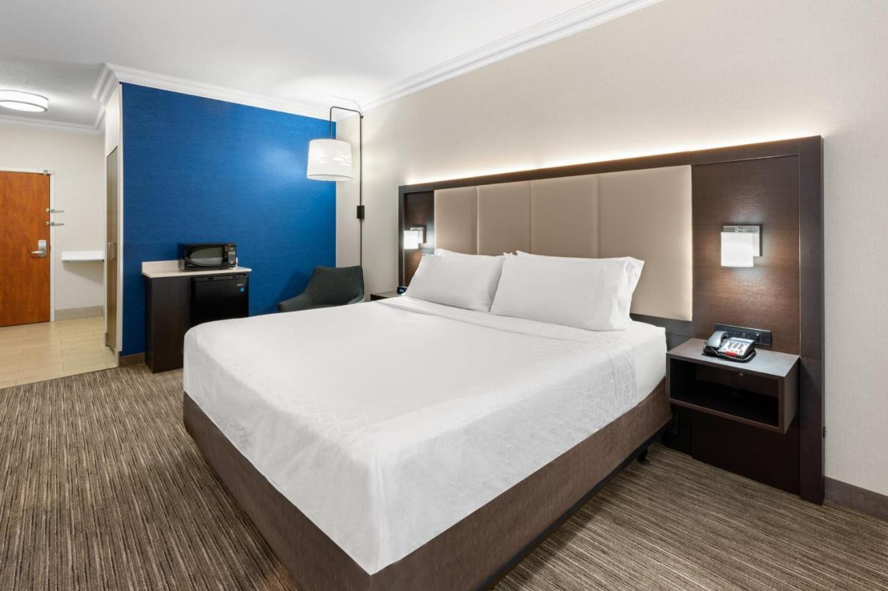 Holiday Inn Express & Suites Klamath Falls Central By Ihg Dış mekan fotoğraf