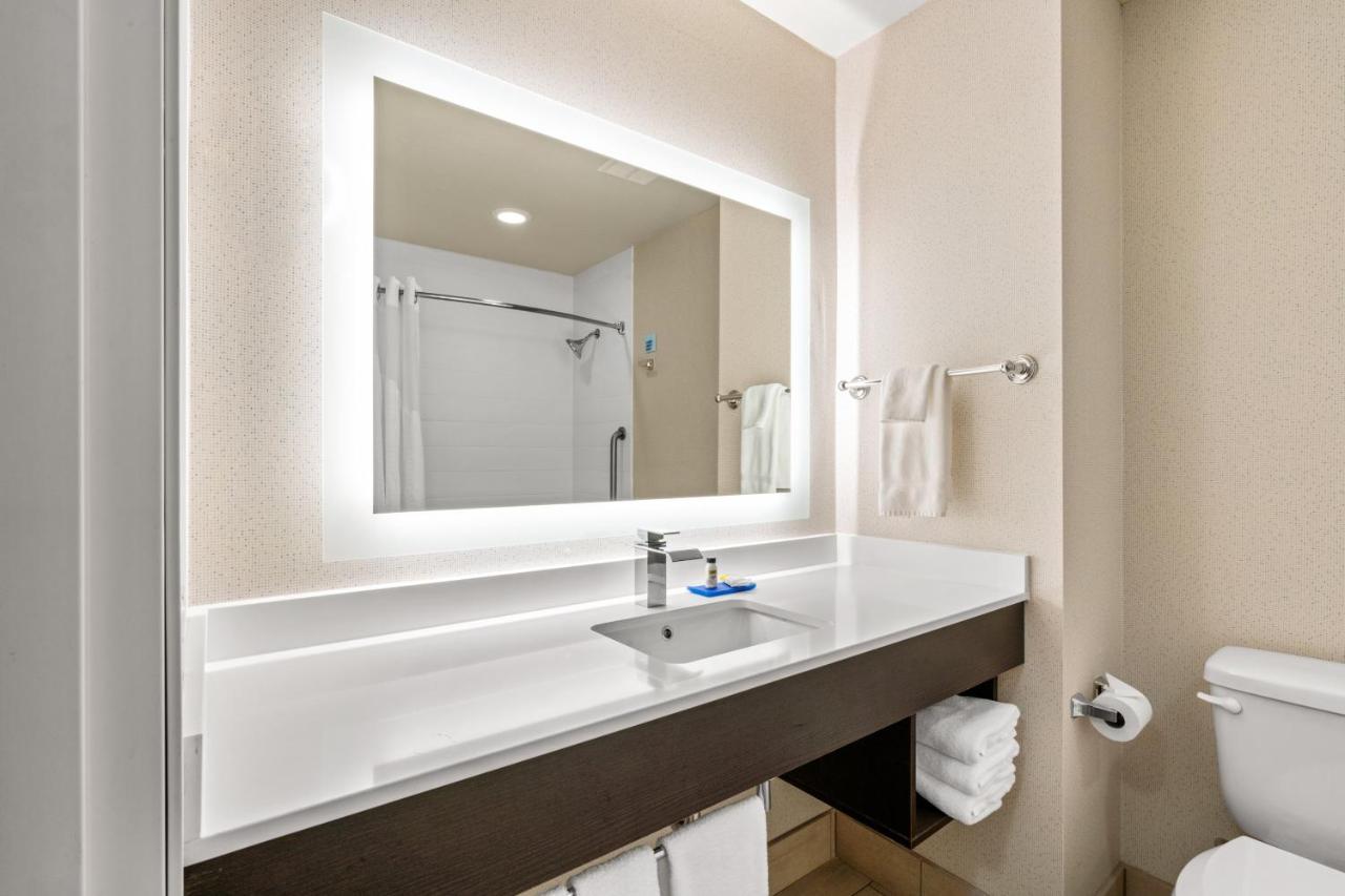 Holiday Inn Express & Suites Klamath Falls Central By Ihg Dış mekan fotoğraf